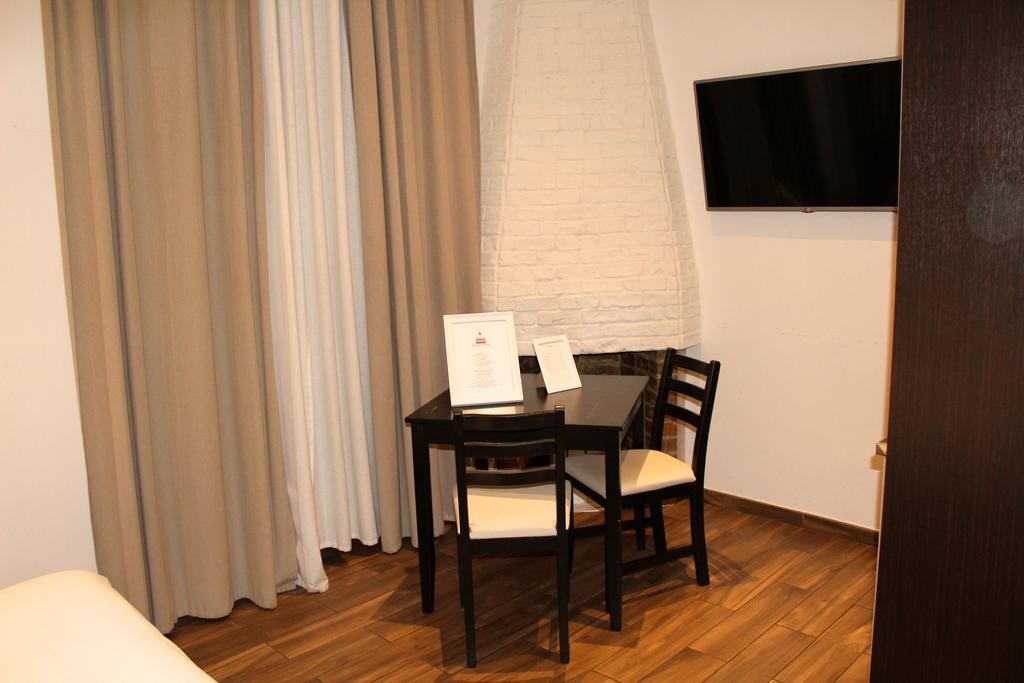Roman Royal Rooms מראה חיצוני תמונה