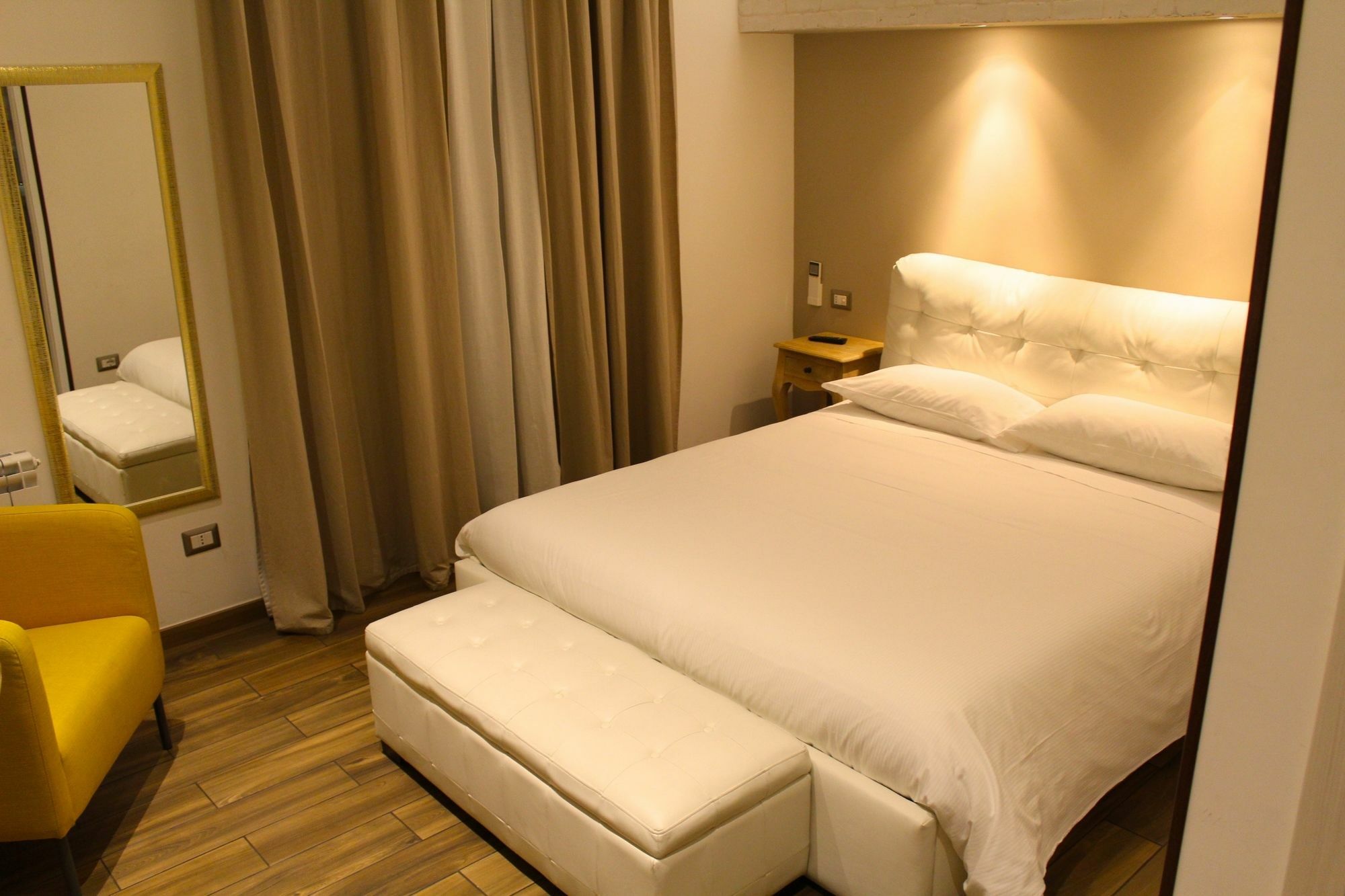 Roman Royal Rooms מראה חיצוני תמונה